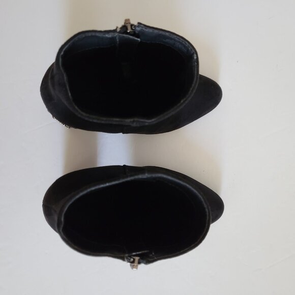 Forever 21 Velvet Suede Heels Booties Womens Size 7 (US)  Side Zip Studs Accent - Picture 7 of 15